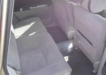 2002 Toyota Opa Pictures