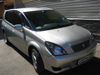 2002 Toyota Opa Photos