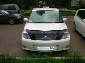2002 Toyota Opa Pictures