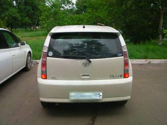 2002 Toyota Opa Photos