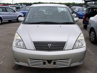 2002 Toyota Opa Photos