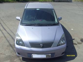 2002 Toyota Opa Photos