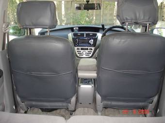 2002 Toyota Opa Images