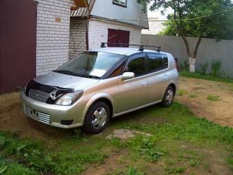 2002 Toyota Opa Images