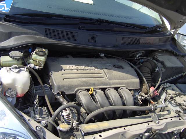 2003 Toyota Opa