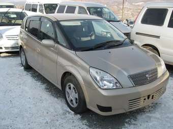 2003 Toyota Opa