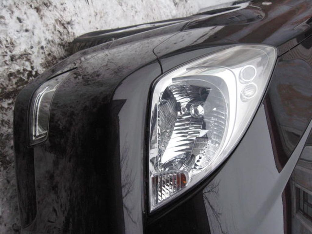 2003 Toyota Opa