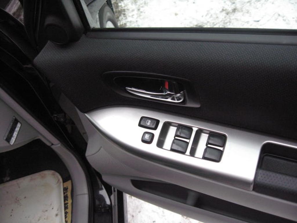 2003 Toyota Opa