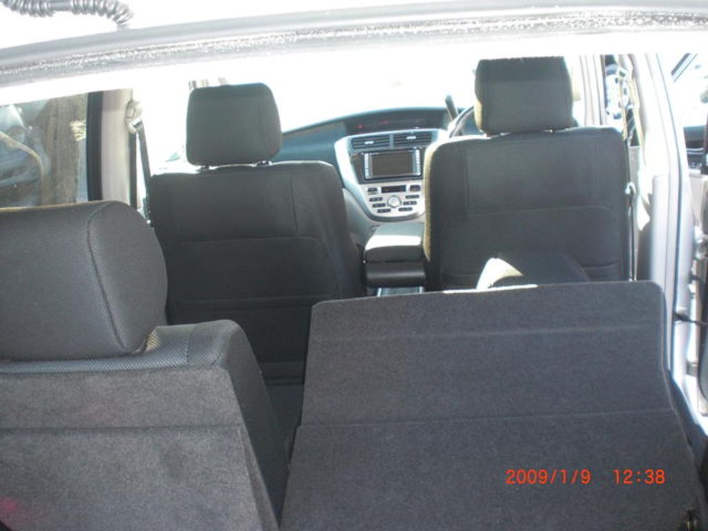 2003 Toyota Opa