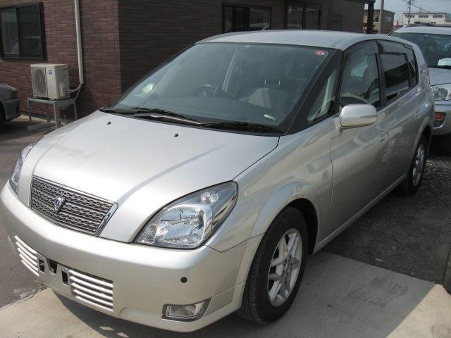 2003 Toyota Opa