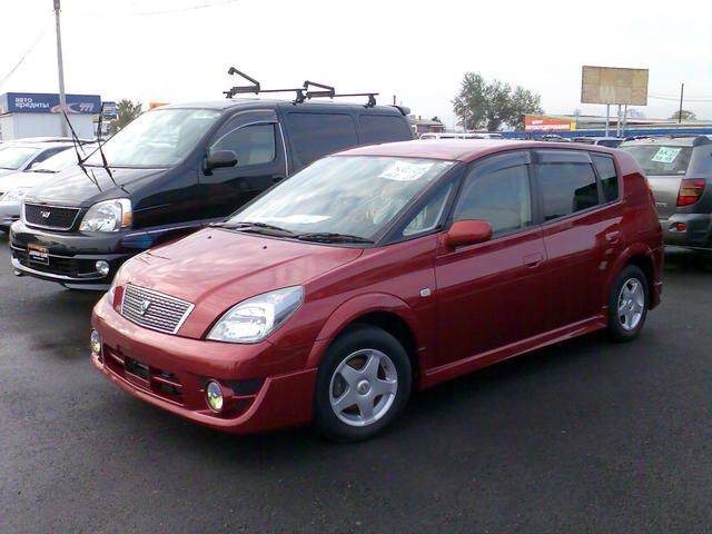 2003 Toyota Opa