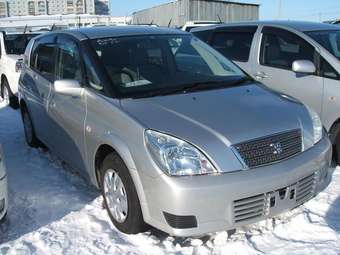 2003 Toyota Opa Photos