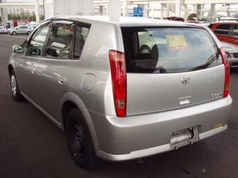 2003 Toyota Opa Pictures