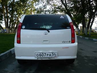 2003 Toyota Opa Pictures