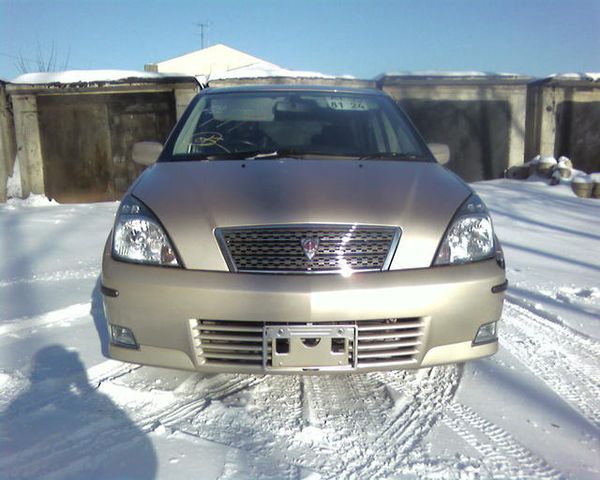 2004 Toyota Opa
