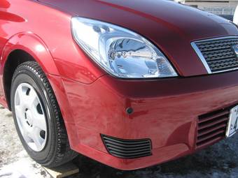 2004 Toyota Opa Pictures