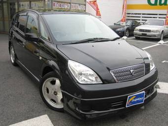 2005 Toyota Opa Images