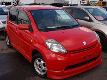 2004 Toyota Passo Pictures