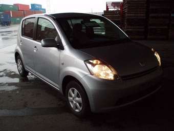 2004 Toyota Passo Pictures