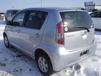 2004 Toyota Passo Photos