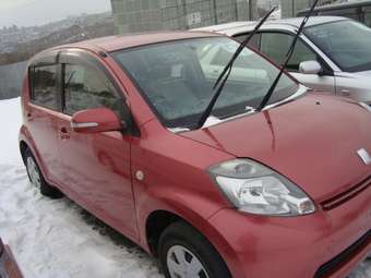 2004 Toyota Passo Photos