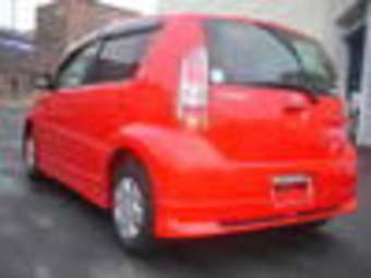 2004 Toyota Passo Photos