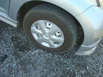 2004 Toyota Passo Photos