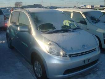 2004 Toyota Passo