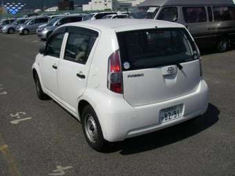 2004 Toyota Passo Photos