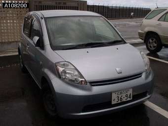 2004 Toyota Passo Photos