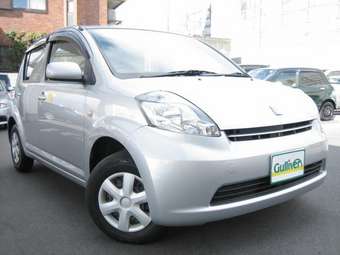 2004 Toyota Passo Pics