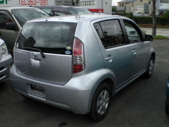 2004 Toyota Passo Photos