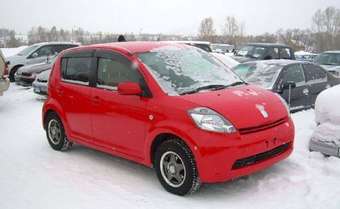 2004 Toyota Passo