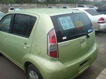 2004 Toyota Passo Photos