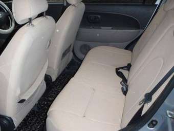 2004 Toyota Passo Pics