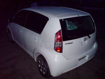 2004 Toyota Passo Photos