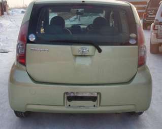 2004 Toyota Passo Photos