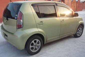 2004 Toyota Passo Photos