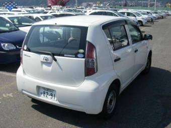 2004 Toyota Passo Photos