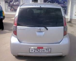 2004 Toyota Passo Pictures