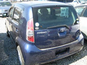 2004 Toyota Passo Pictures