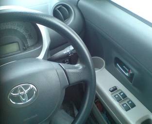 2004 Toyota Passo Pictures