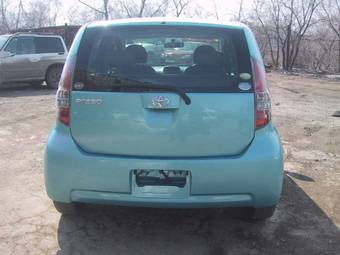 2004 Toyota Passo Pictures