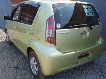 2004 Toyota Passo Pictures