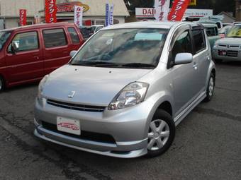 2004 Toyota Passo Photos