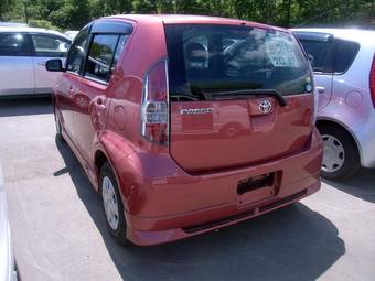 2004 Toyota Passo Photos