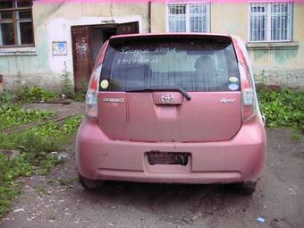 2004 Toyota Passo Photos