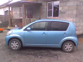 2004 Toyota Passo Photos