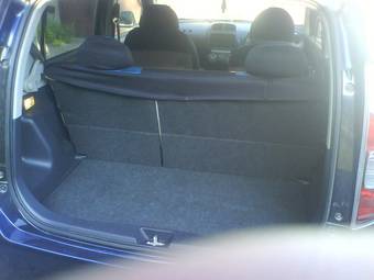 2004 Toyota Passo Pictures