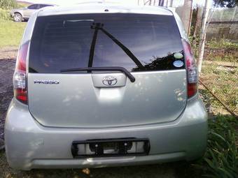 2004 Toyota Passo Wallpapers